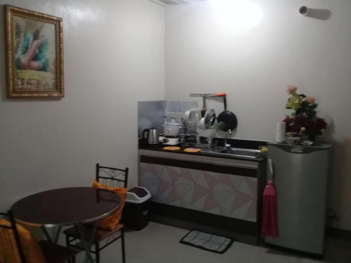 Kassel Residences Staycation Near Naia - Moonwalk Paranaque Paranaque City Exterior foto